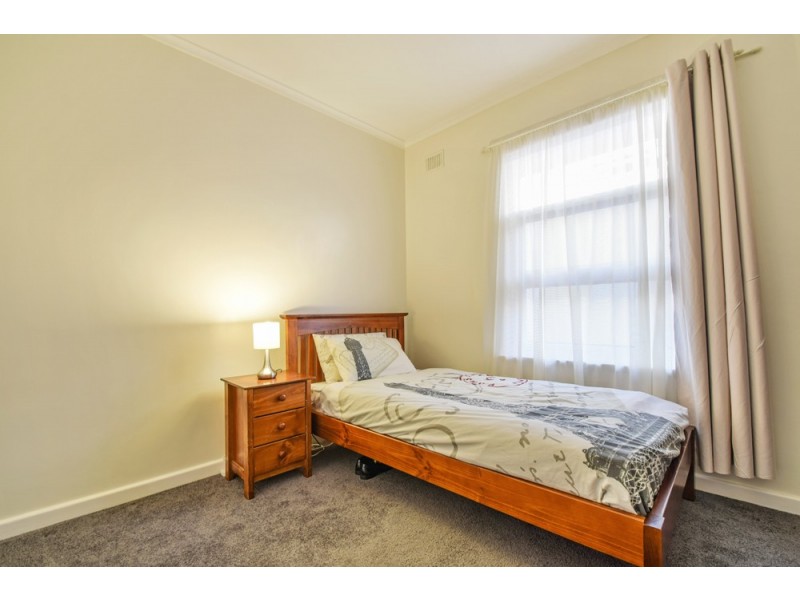 5 Padget Place, Morphett Vale SA 5162