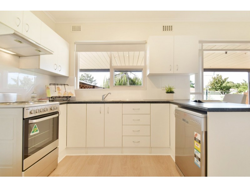 6 Harrow Road, Reynella SA 5161