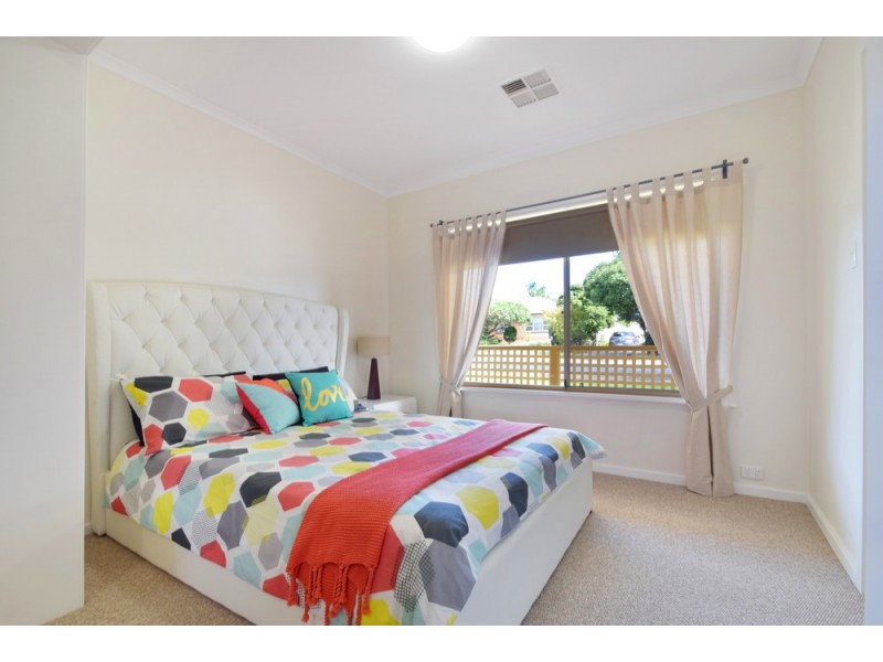 6 Harrow Road, Reynella SA 5161