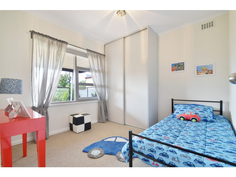 6 Harrow Road, Reynella SA 5161