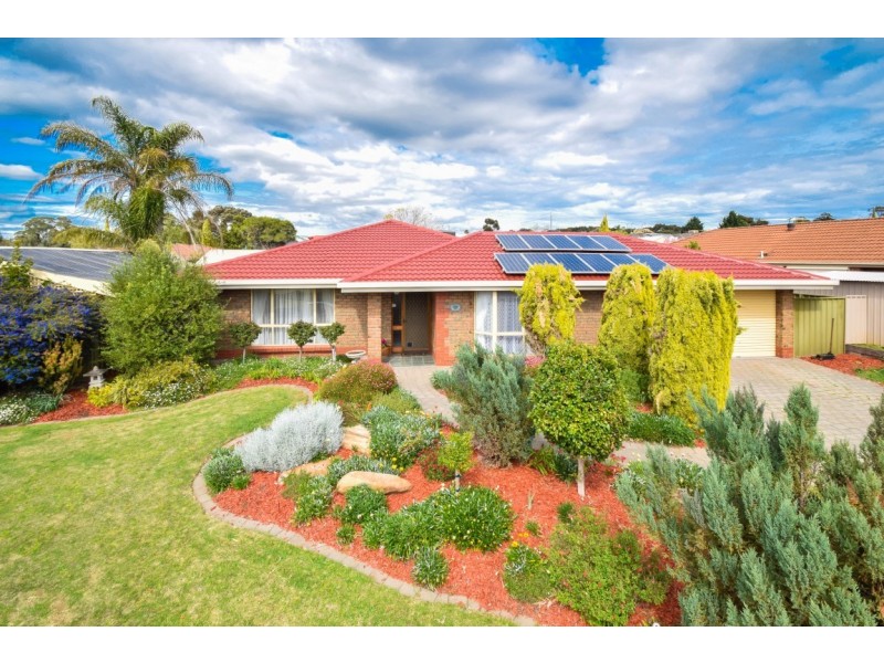 7 Delamere Avenue, Woodcroft SA 5162