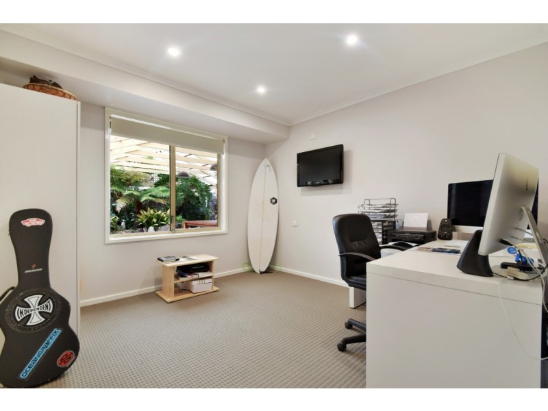 7 Delamere Avenue, Woodcroft SA 5162