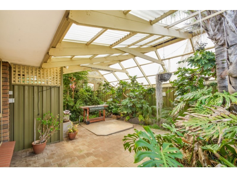 7 Delamere Avenue, Woodcroft SA 5162