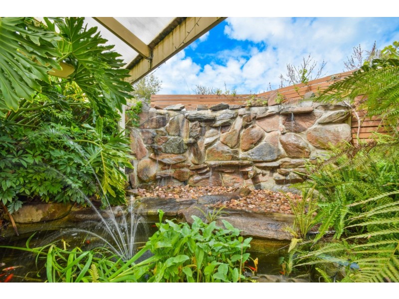 7 Delamere Avenue, Woodcroft SA 5162