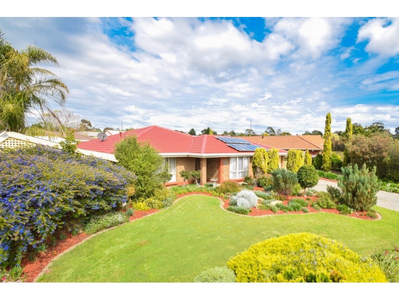7 Delamere Avenue, Woodcroft SA 5162