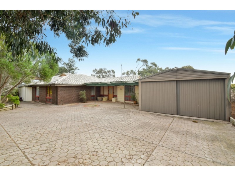 6 Stanbury Avenue, Happy Valley SA 5159