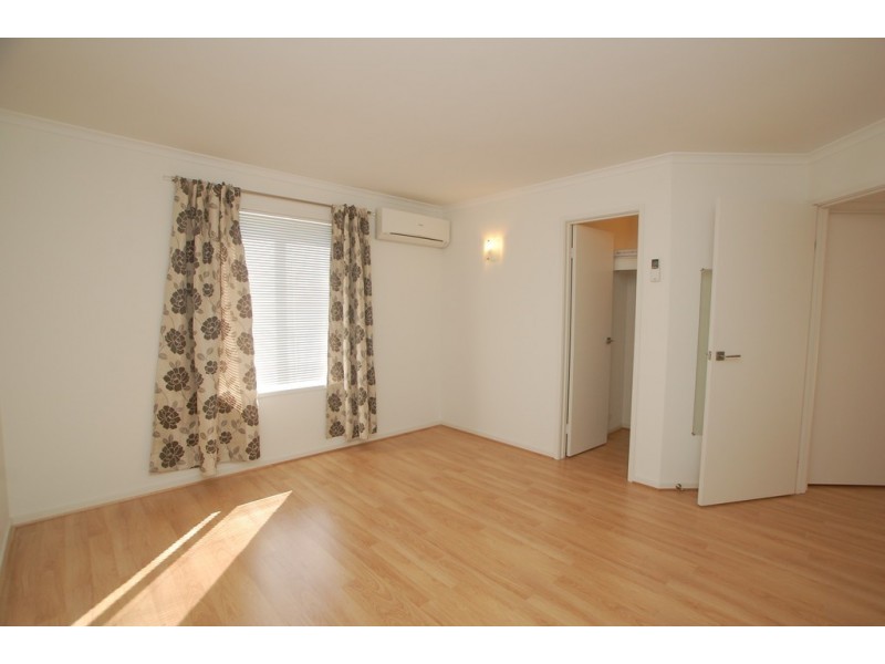10a Karu Crescent, Mitchell Park SA 5043