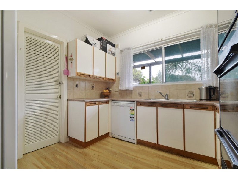 6 Monterey Pine Drive, Aberfoyle Park SA 5159