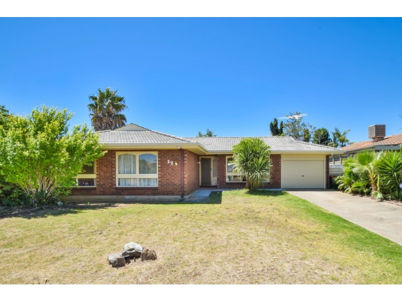 17 Radcliffe Grove, Christie Downs SA 5164