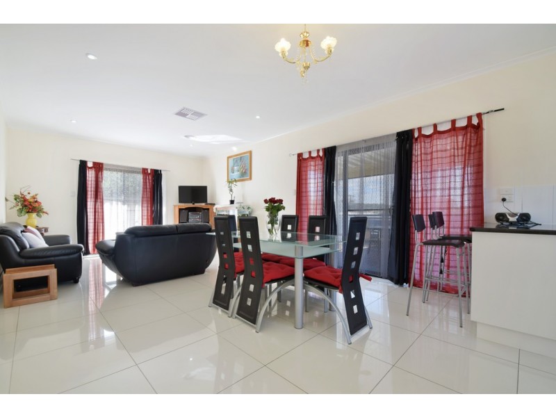 3 Afton Avenue, Huntfield Heights SA 5163