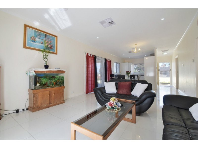 3 Afton Avenue, Huntfield Heights SA 5163