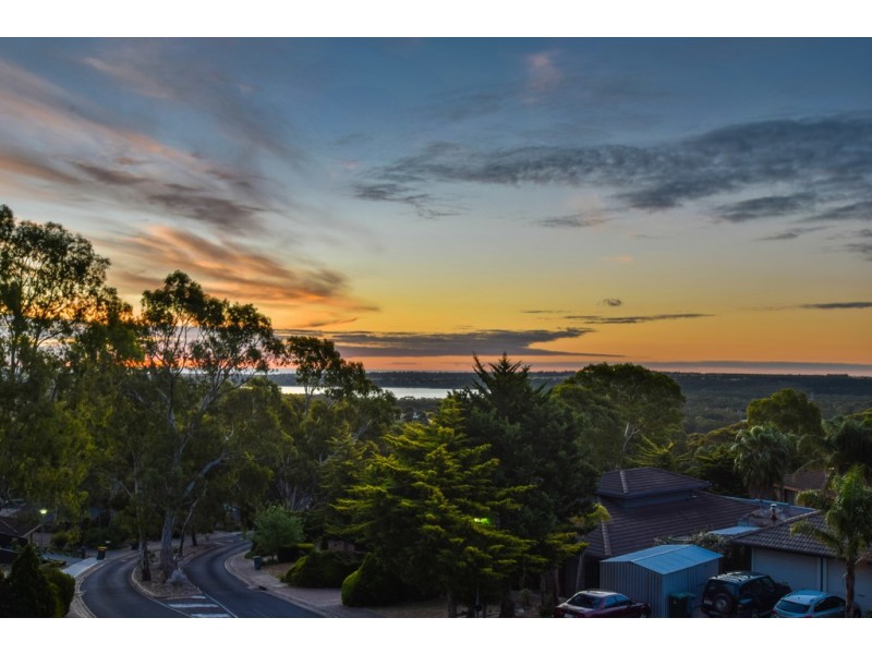 1 Shelter Court, Aberfoyle Park SA 5159