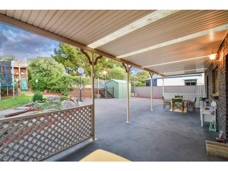1 Shelter Court, Aberfoyle Park SA 5159