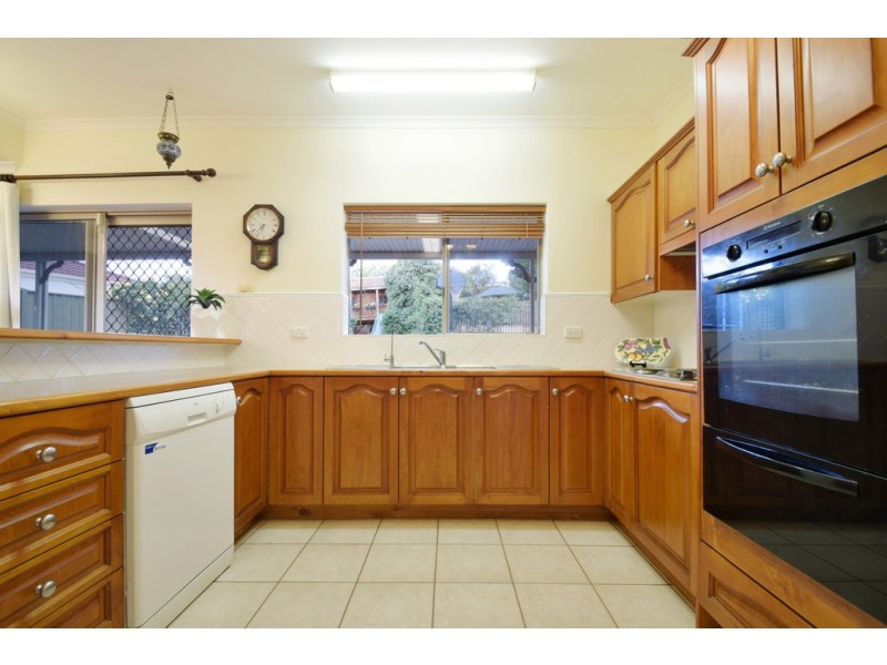 1 Shelter Court, Aberfoyle Park SA 5159