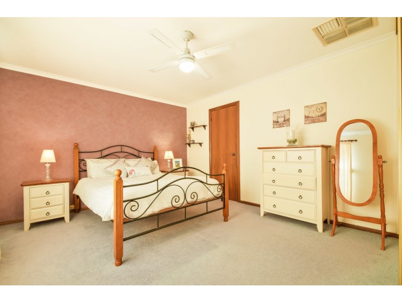 1 Shelter Court, Aberfoyle Park SA 5159