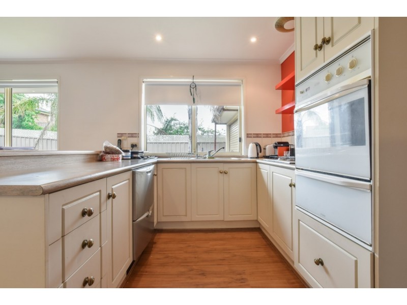 14 Excelsior Grove, Woodcroft SA 5162