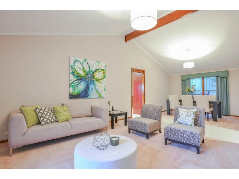 2 Bentley Court, Happy Valley SA 5159