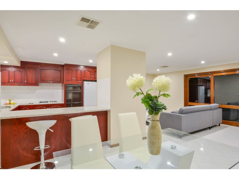 2 Bentley Court, Happy Valley SA 5159