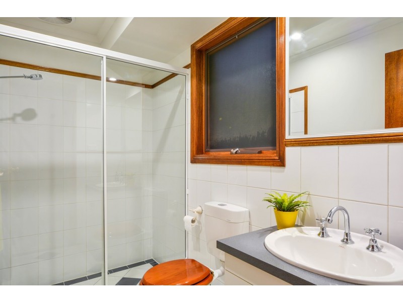 2 Bentley Court, Happy Valley SA 5159