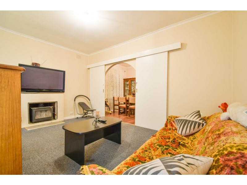 24 Finchley Street, Clovelly Park SA 5042