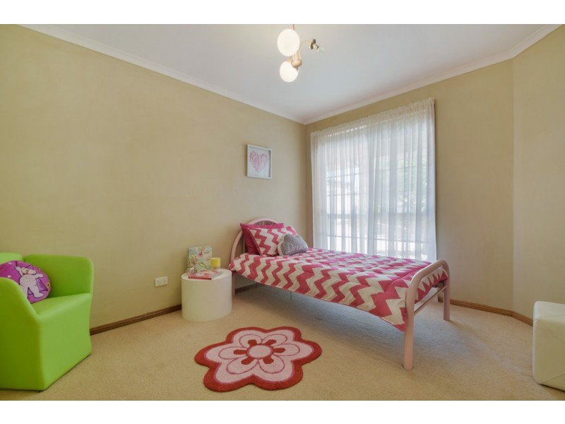 9 Seaspray Court, Seaford Rise SA 5169