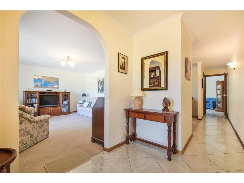 49 Investigator Drive, Woodcroft SA 5162