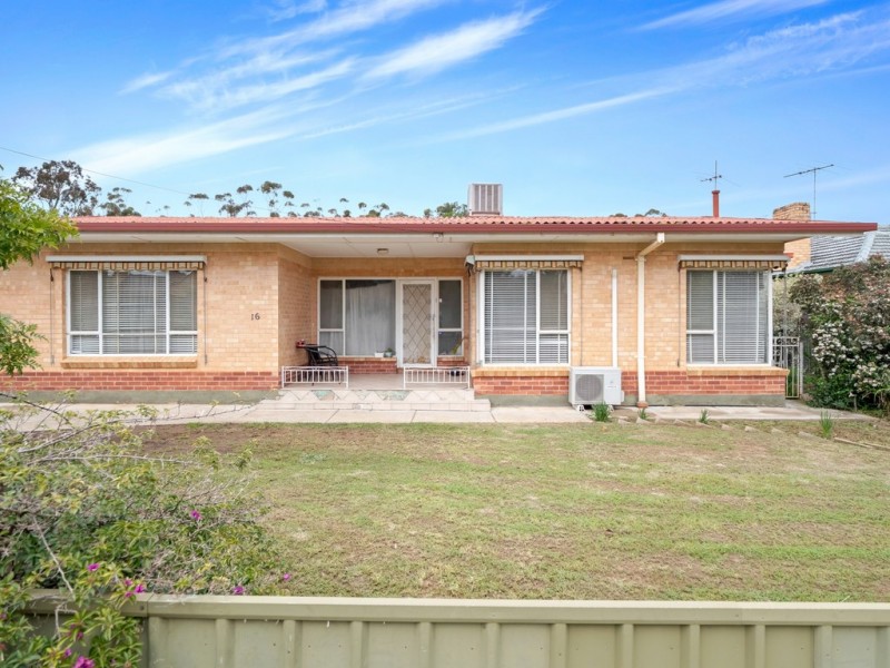 16 Chaddenwick Road, Elizabeth Vale SA 5112