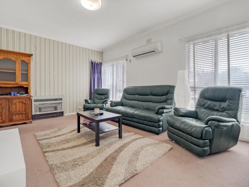 16 Chaddenwick Road, Elizabeth Vale SA 5112