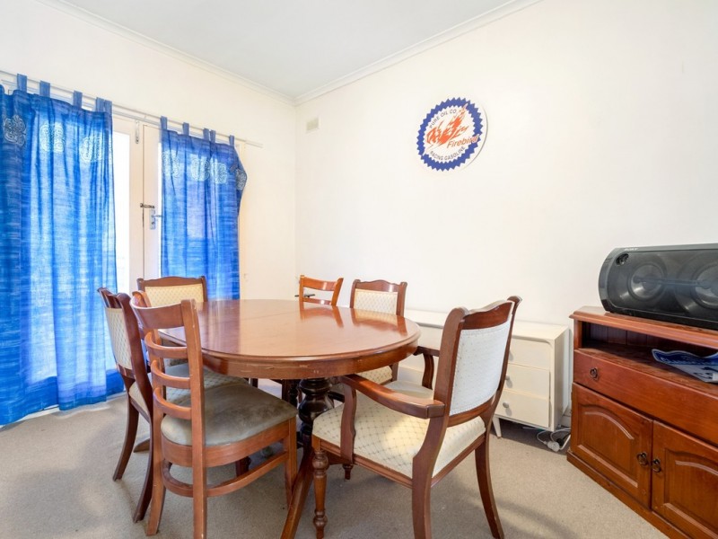 16 Chaddenwick Road, Elizabeth Vale SA 5112