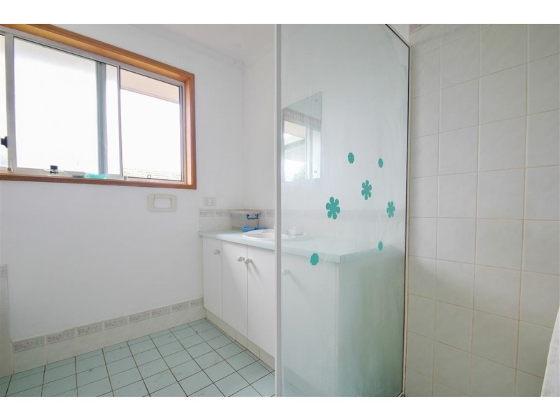 7 Esther Avenue, Woodcroft SA 5162