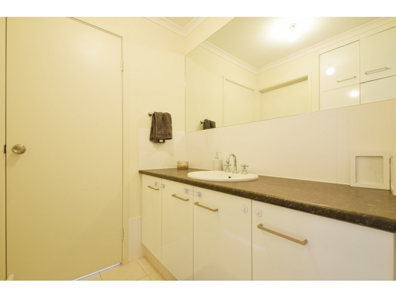 27 Jackstaff Road, Seaford Meadows SA 5169