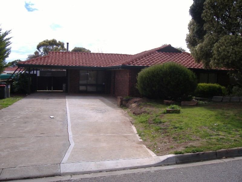 9 Waitara Court, Morphett Vale SA 5162