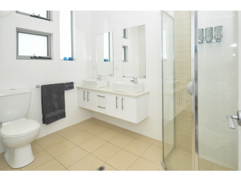 32 Howard Drive, Penneshaw SA 5222