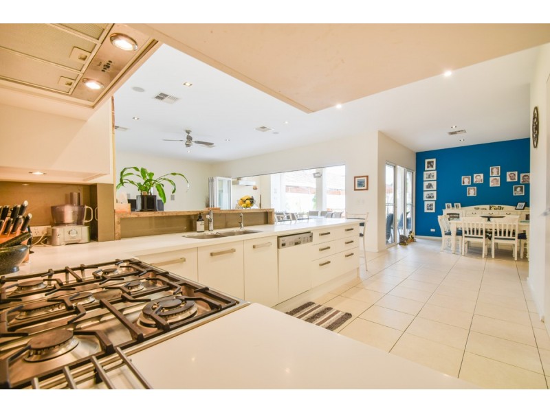 2 Bond St, Somerton Park SA 5044