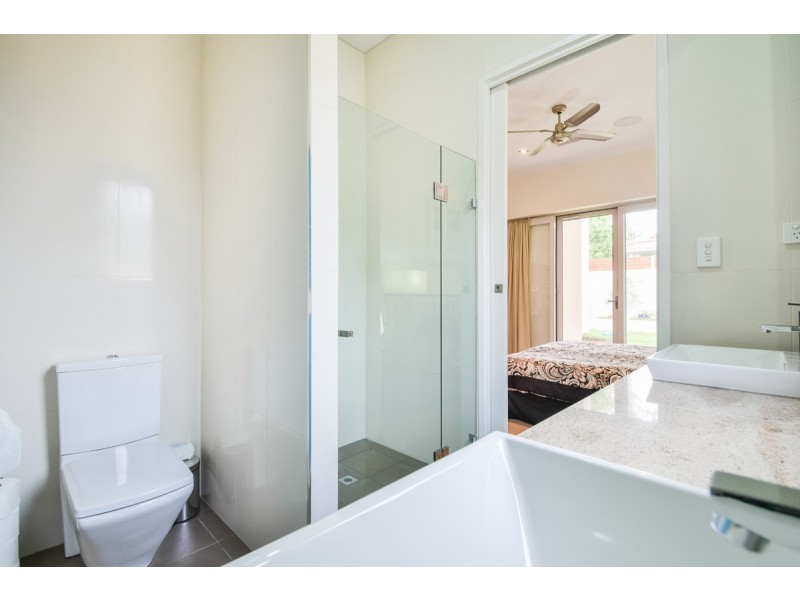 2 Bond St, Somerton Park SA 5044