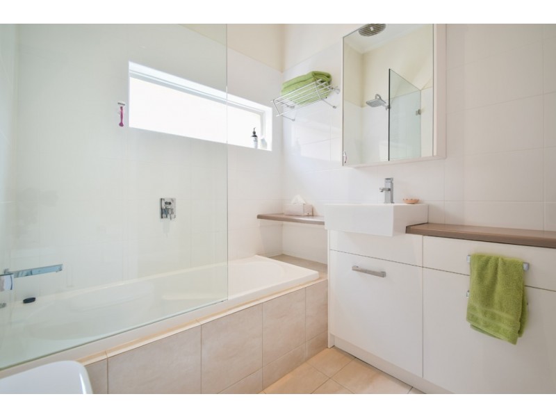 2 Bond St, Somerton Park SA 5044