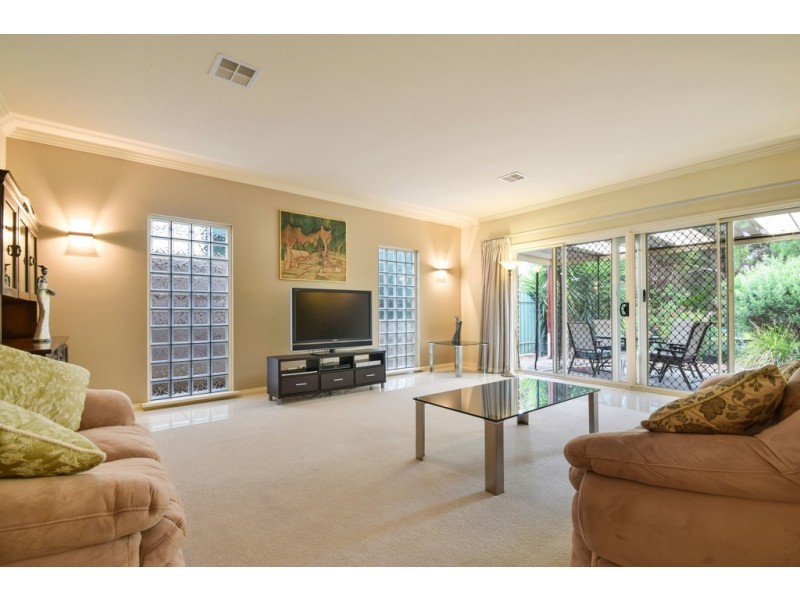 3-53a Oakridge Road, Aberfoyle Park SA 5159