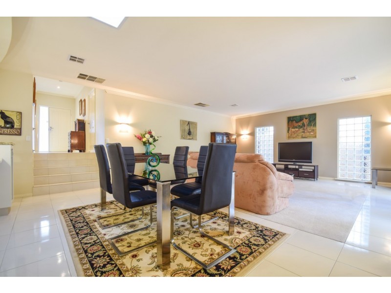 3-53a Oakridge Road, Aberfoyle Park SA 5159