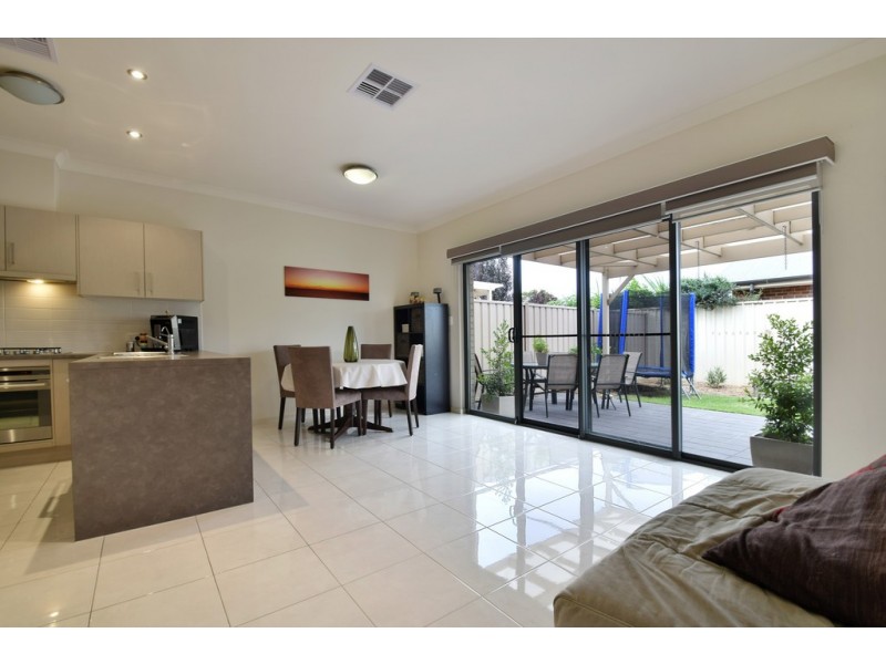 9A Mulcra Avenue, Park Holme SA 5043