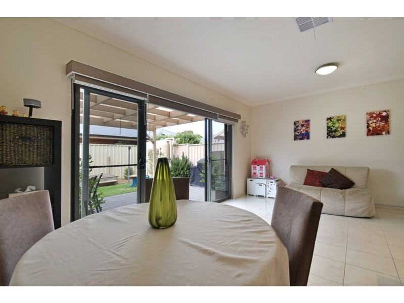 9A Mulcra Avenue, Park Holme SA 5043