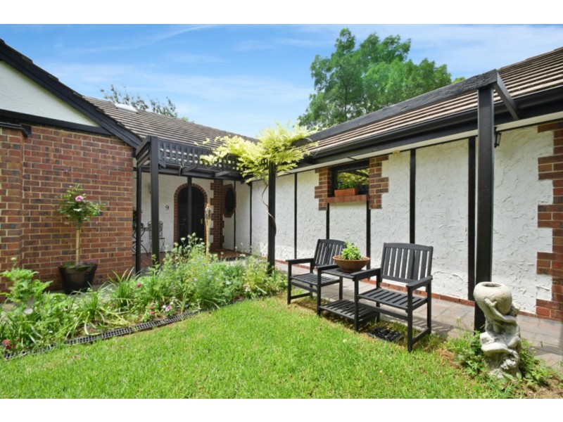 9 Amarillo Court, Wynn Vale SA 5127