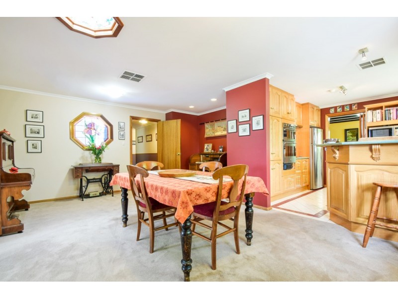 9 Amarillo Court, Wynn Vale SA 5127