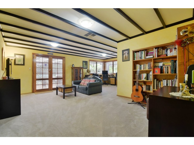 9 Amarillo Court, Wynn Vale SA 5127