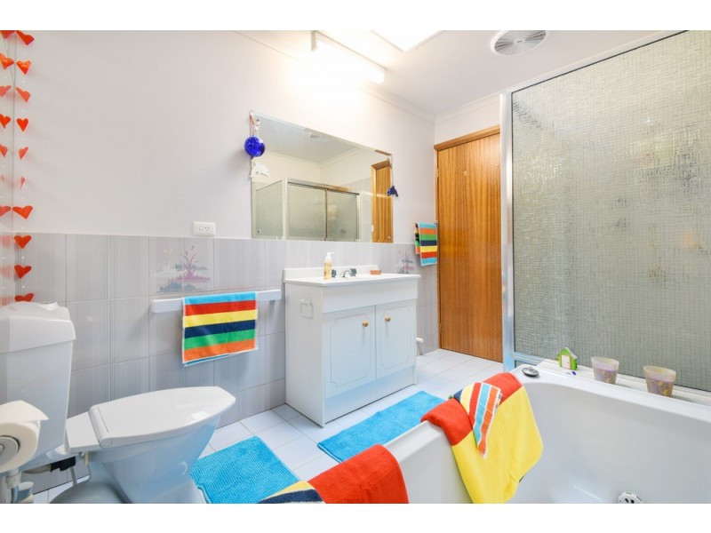 9 Amarillo Court, Wynn Vale SA 5127