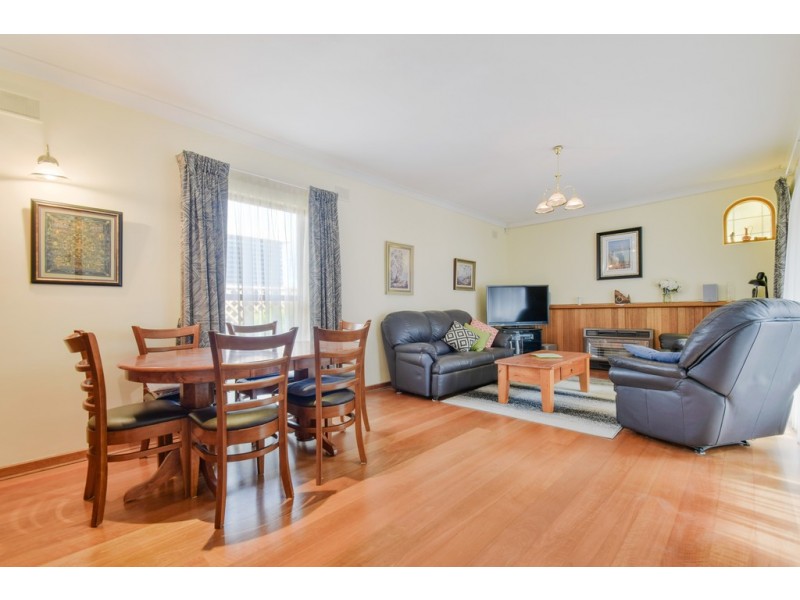 16 Salisbury Avenue, Morphett Vale SA 5162
