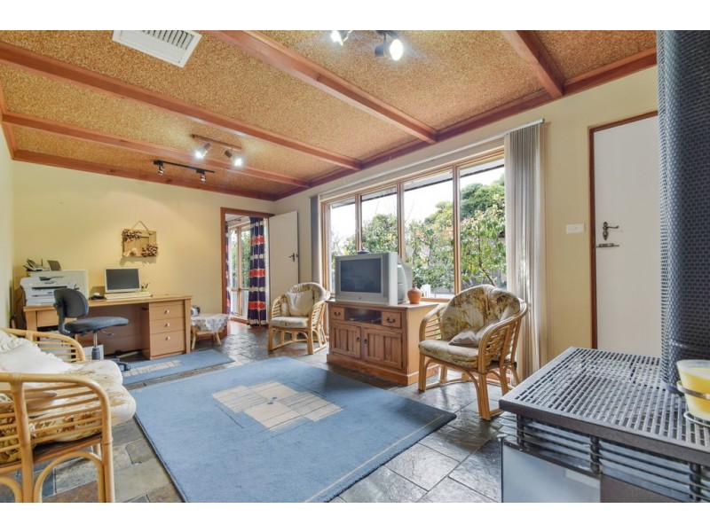 16 Salisbury Avenue, Morphett Vale SA 5162