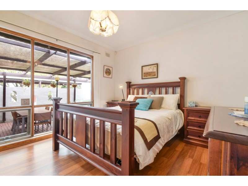 16 Salisbury Avenue, Morphett Vale SA 5162