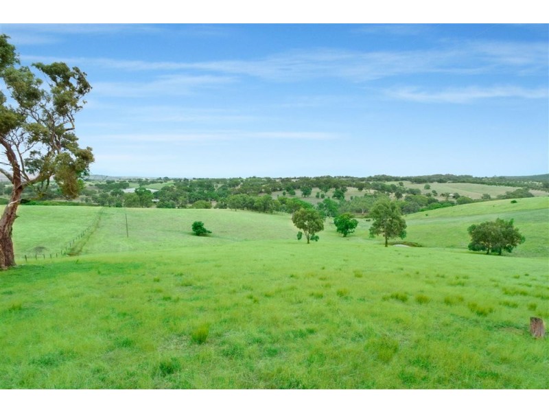 106 Chapel Hill Road, Clarendon SA 5157