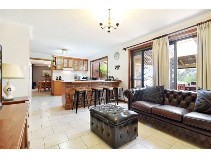 7 Nitschke Court, Mount Compass SA 5210