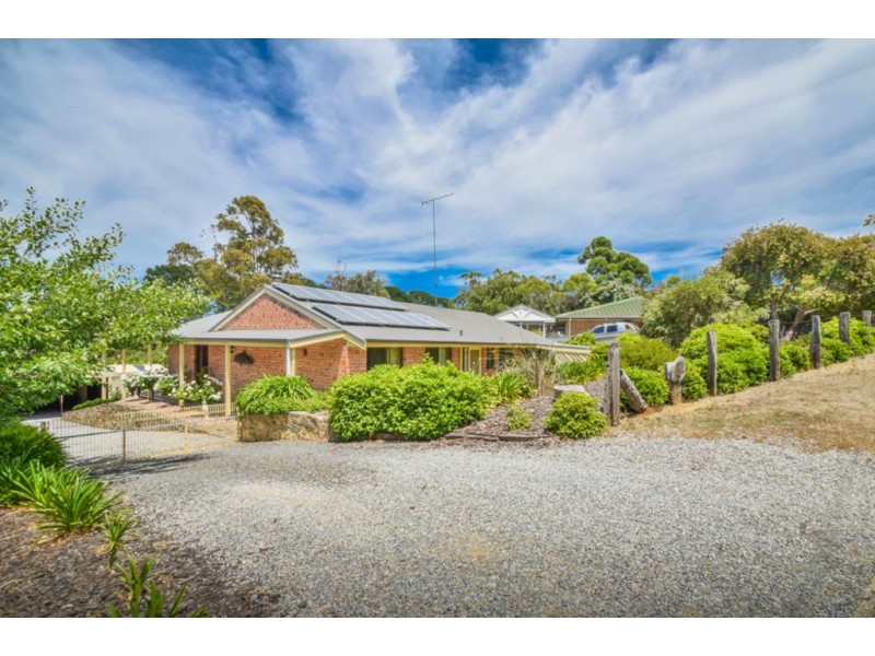 7 Nitschke Court, Mount Compass SA 5210